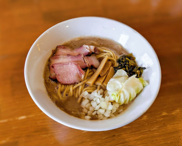 「豚と水のそば」@拉麺mellowの写真