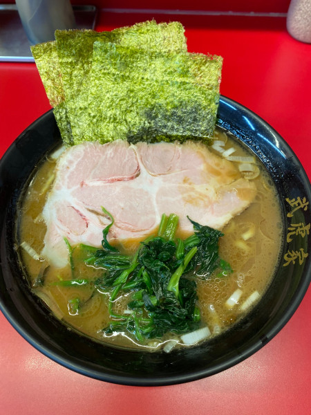 「ラーメン（並盛）」@らーめん 武虎家 暁 仙川店の写真