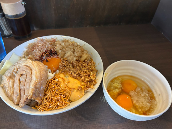 「まぜそば　1,200円＋コッコマン　250円」@ハイマウントJ つくば店の写真