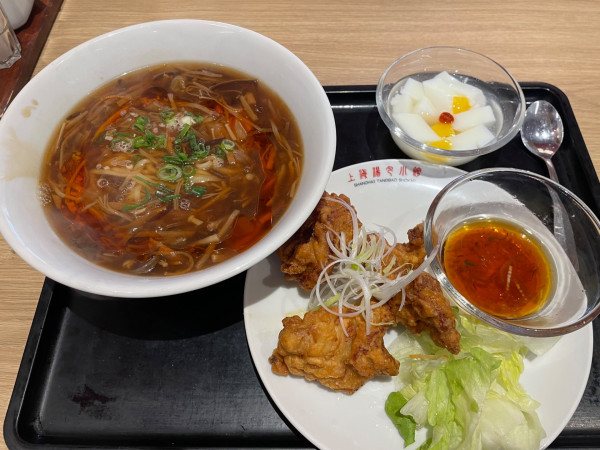 「お得！酸辣湯麺セット　￥１６３９」@上海湯包小館 イオンモール大高店の写真
