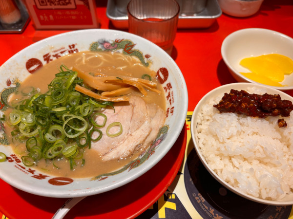 「こってりライス定食」@天下一品 目黒店の写真