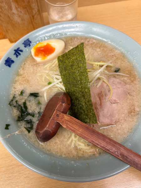 「ラーメン小　750円　ﾁｬｰｼｭｰ 50円　ライス　150円」@ラーメン青木亭 越谷店の写真
