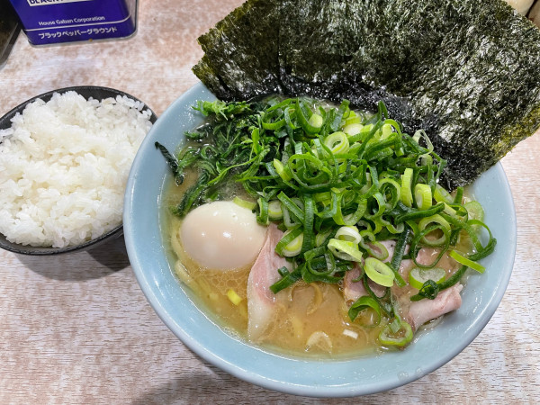 「特製ラーメン」@横濱ラーメン あさが家 本店の写真