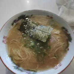 ラーメン1000円