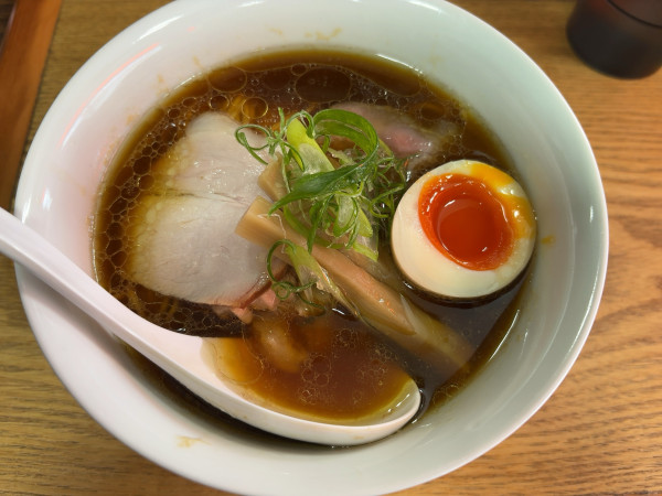 「醤油らぁ麺」@らぁ麺 大金星の写真