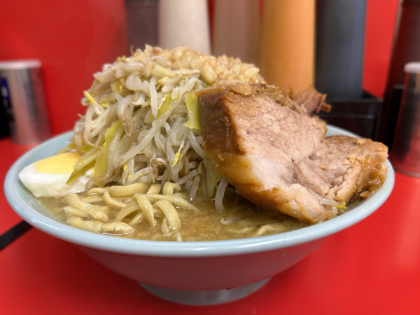 「ラーメン普通、チョイ野菜、チョイ脂」@ラーメン富士丸 東浦和店の写真