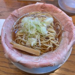 ピストル(ﾁｬｰｼｭｰ5、大盛)　950円