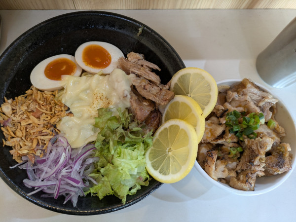 「【限定】塩レモンチーズまぜそば➕チャーシュー丼」@麺屋 扇 SENの写真