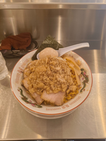 「竹岡式特製背脂そば+大盛　1400円」@まる竹の写真