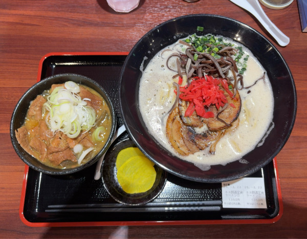 「ホル郎満腹定食ラーメンセット ライス抜き」@やっぱりホル朗。の写真