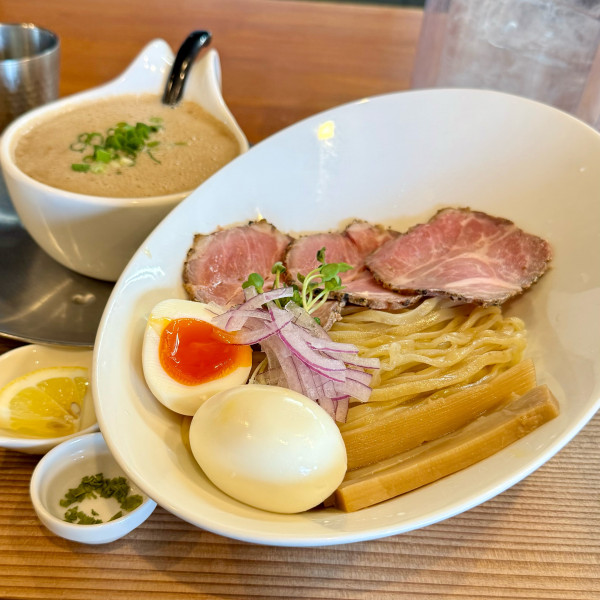 「ハイパーつけ麺（小盛）¥1,400」@僕家のらーめん おえかきの写真