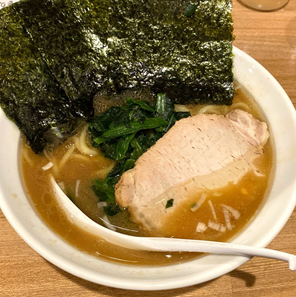「ラーメン 850円」@家系らーめん やなぎやの写真