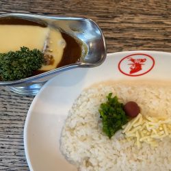 単品ビーフカレー、辛口、チーズ+コーヒー