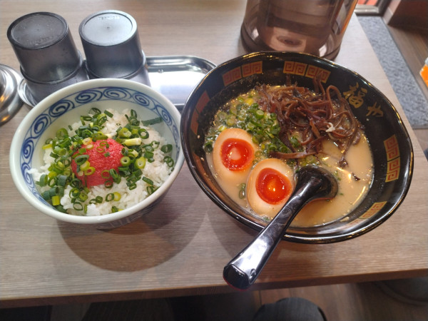 「とんこつセット¥1180-」@博多ラーメン 福や 水道橋店の写真