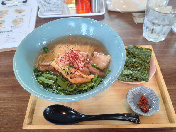 「牛だしそば」@無添加らーめん ドラサンの写真