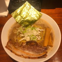 濃厚豚骨ラーメン