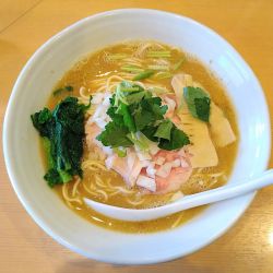 濃厚白湯魚介蕎麦