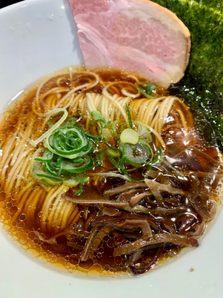 「朝ラーメン(しょうゆ)　600円」@燵家製麺の写真