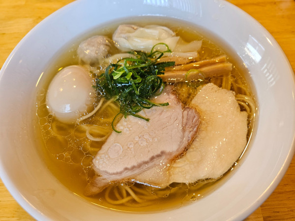 「支那そば（白）」@支那そば くろ田の写真