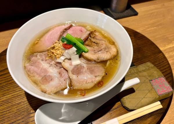 「特上らぁ麺【しお】」@らぁ麺や 嶋の写真