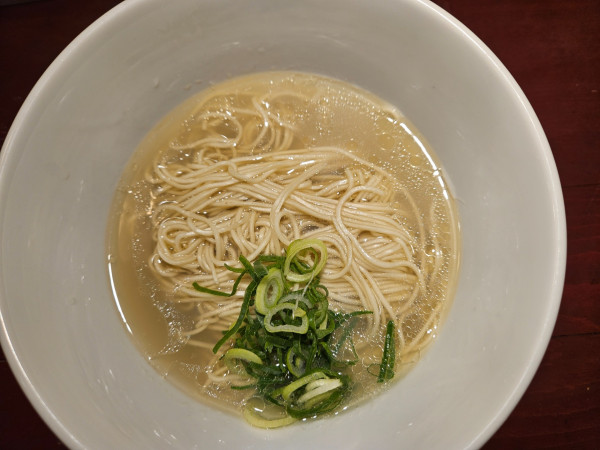 「かけ塩そばしじみ出汁」@大河の雫の写真