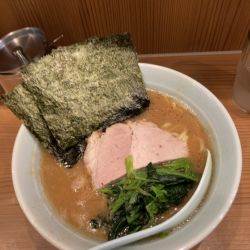 ラーメン（並）　850円