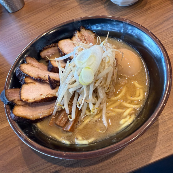 「味玉ちゃーしゅー味噌らーめん」@味噌らーめん屋 ちょりんの写真