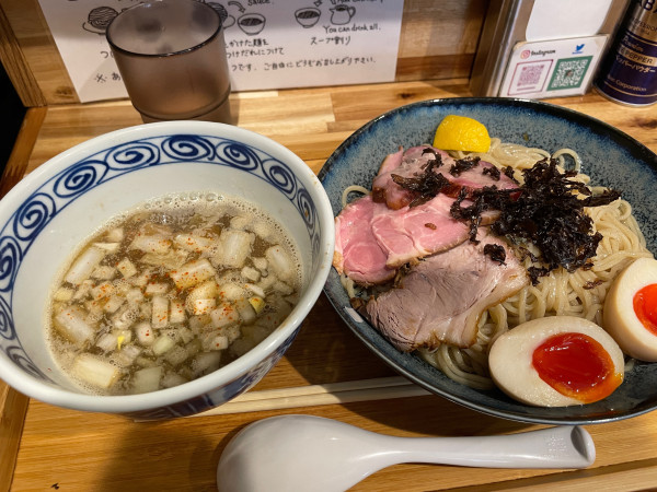 「特製地鶏といりこつけ蕎麦（特別営業）」@ハちゃんラーメンの写真