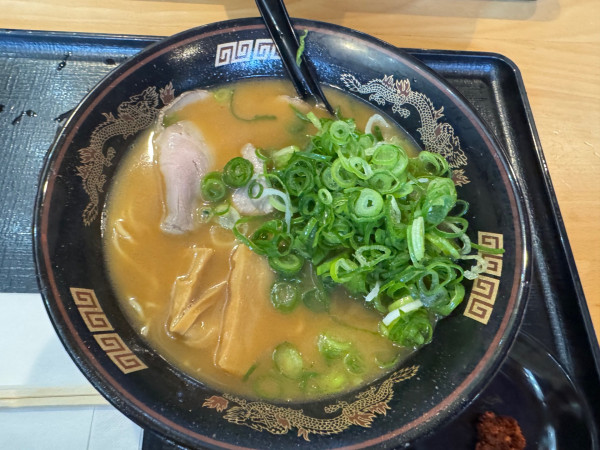 「豚骨しょうゆ」@ラーメン 横綱 刈谷オアシス店の写真