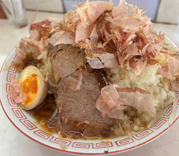「辰醤油ラーメン（小）【ニンニク少なめ】」@らーめん辰屋の写真