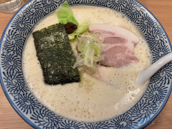 「鶏豚そば850円」@鶏豚骨 一學の写真