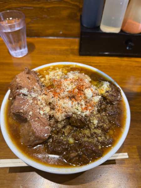 「【限定】牛すじカレー」@ラーメンマルキの写真