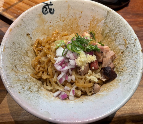 「手揉み鶏油ブラック玉」@NATURAL TASTEの写真