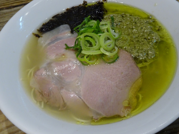 「牡蠣塩ラーメン　800円」@むかん 池袋の写真