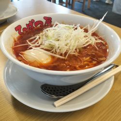 味玉 勝浦タンタンメン