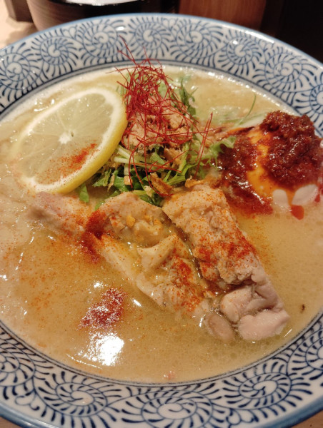 「NOBUNAGAラーメン 味玉 辛味」@麺屋 NOBUNAGAの写真