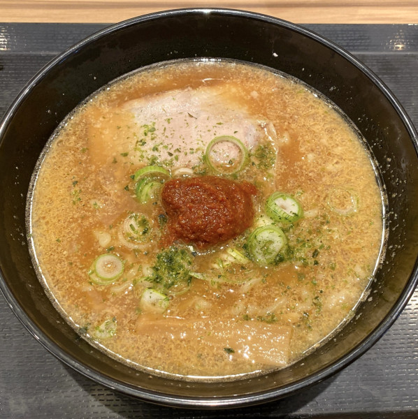 「やまがた辛味噌ラーメン 980円」@やまがた心心 イオンモール佐野新都市店の写真