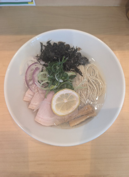 「淡麗 牡蠣潮そば」@「七色の落書き」の写真