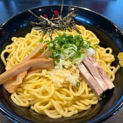 油そばW盛り880円