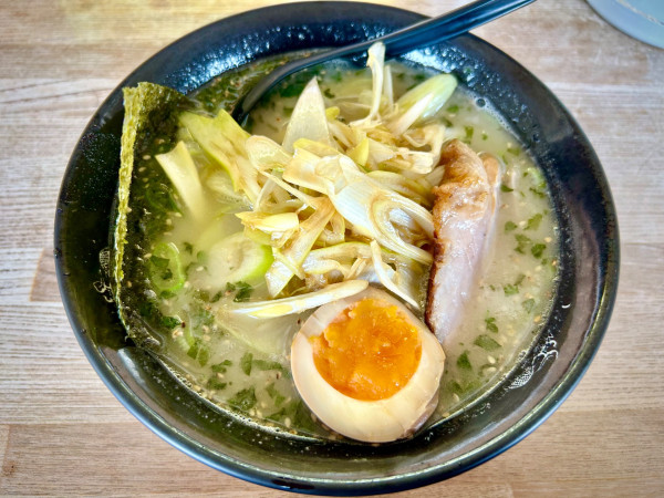 「ねぎしお(900¥)」@らーめん家 きらくの写真