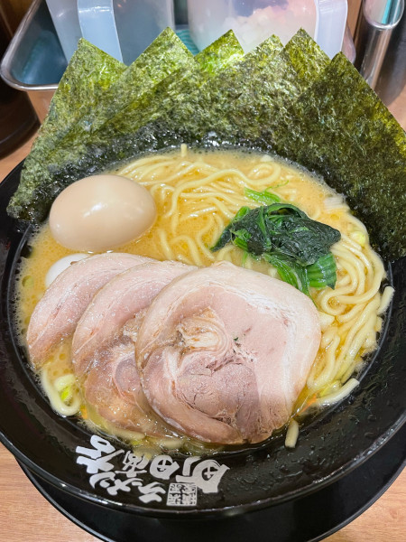 「MAXラーメン（大盛り）」@町田商店 水道橋店の写真
