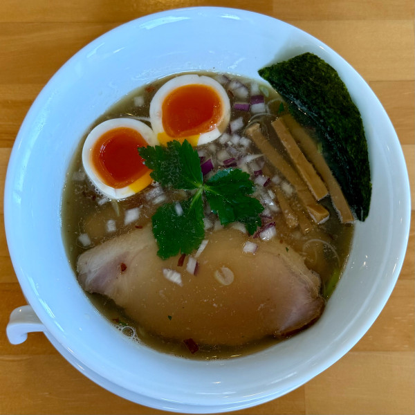 「特製芳醇煮干し 塩（半麺）¥1,330」@自家製ラーメン アイリーの写真