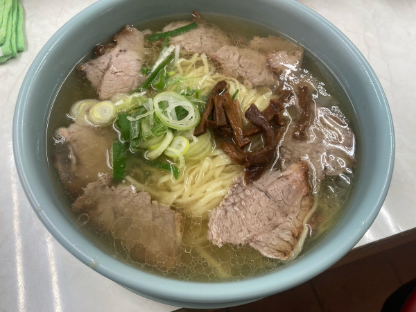 「中華そば（塩変更）大盛り」@川口トラちゃんラーメンの写真