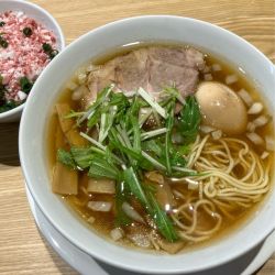 らぁ麺白900円