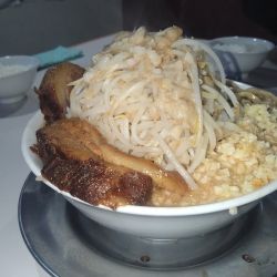 濃厚ごってりラーメン