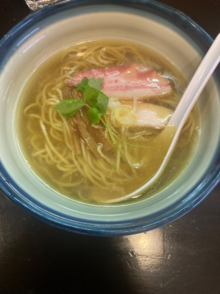 「しおらーめん」@らーめん奏の写真