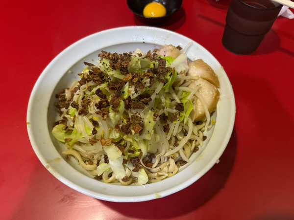 「ラーメン1000円汁なし券150円」@ラーメン二郎 札幌店の写真