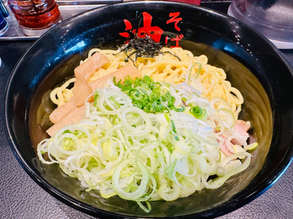 「油そば(大)【880円】」@東京油組総本店 八王子組の写真