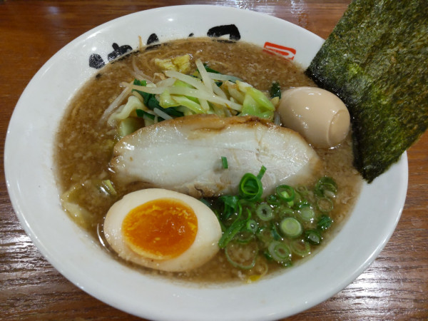「野菜ラーメン＋味玉」@つけ麺津気屋 武蔵浦和の写真
