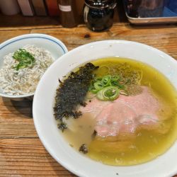牡蠣塩ラーメン